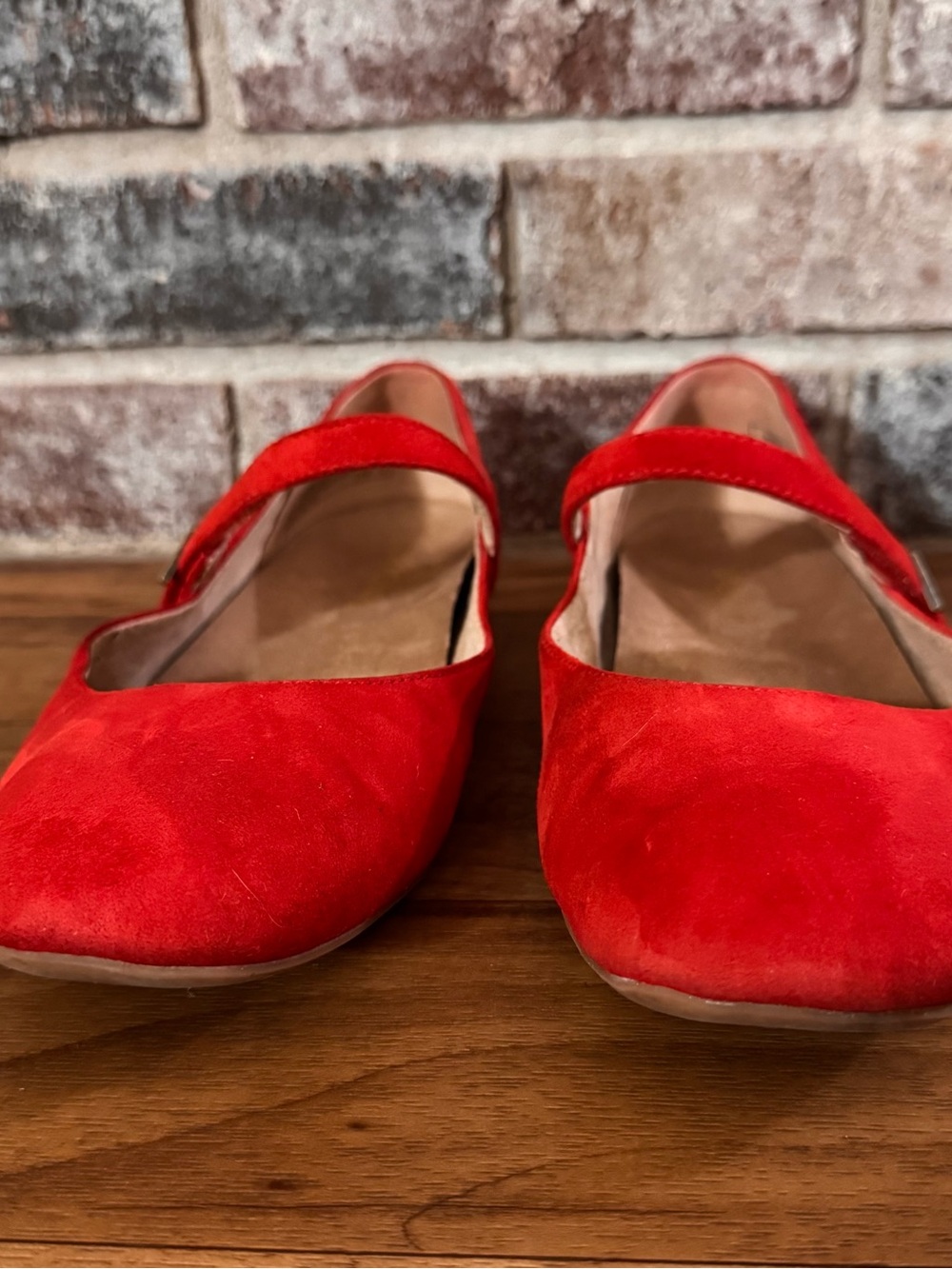Vionic Red Suede Mary Jane Flats Women’s Size 8.5 Dorothy Costume Shoes - Picture 5 of 9
